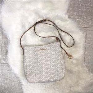 MK purse
